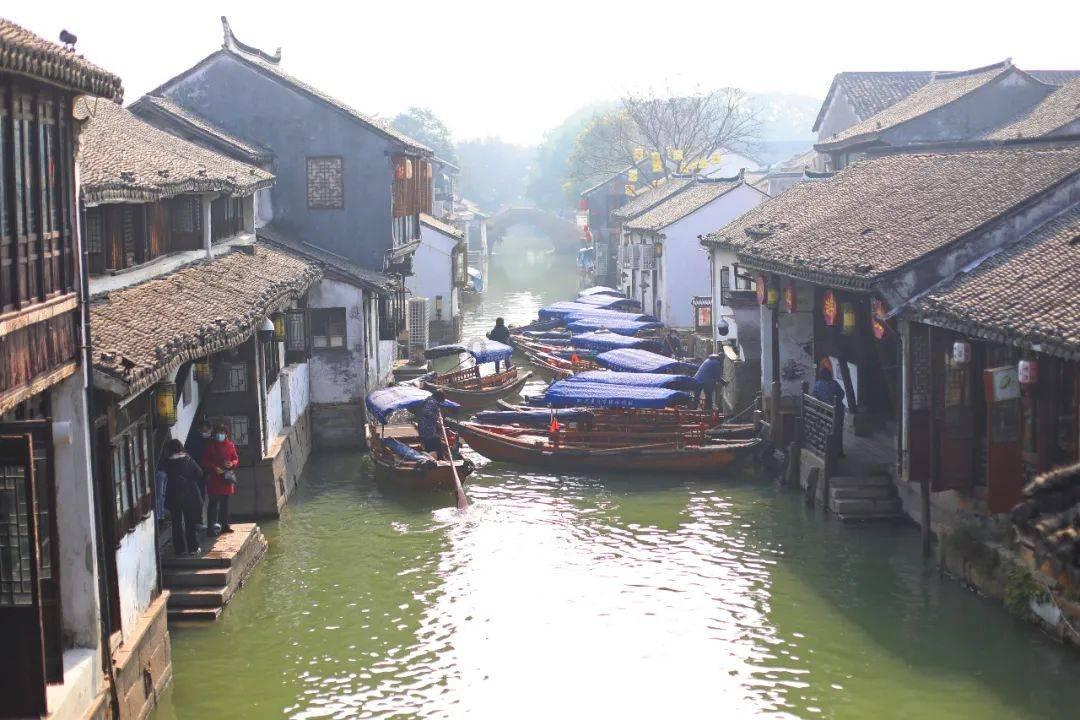 西方大卡车找字母